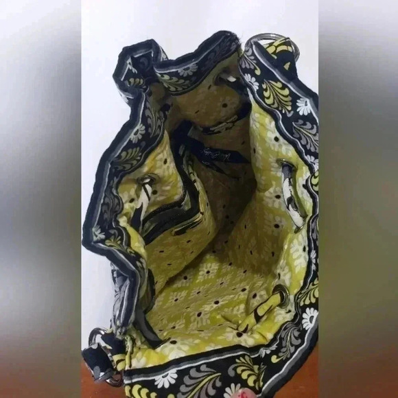 Vere Bradley tote bag like new yellow black - Picture 2 of 5